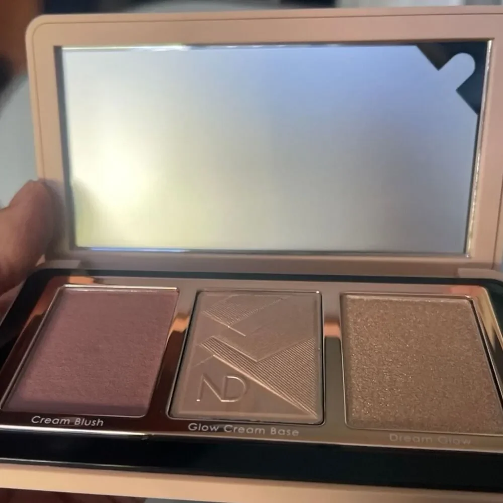Natasha Denona bnib box